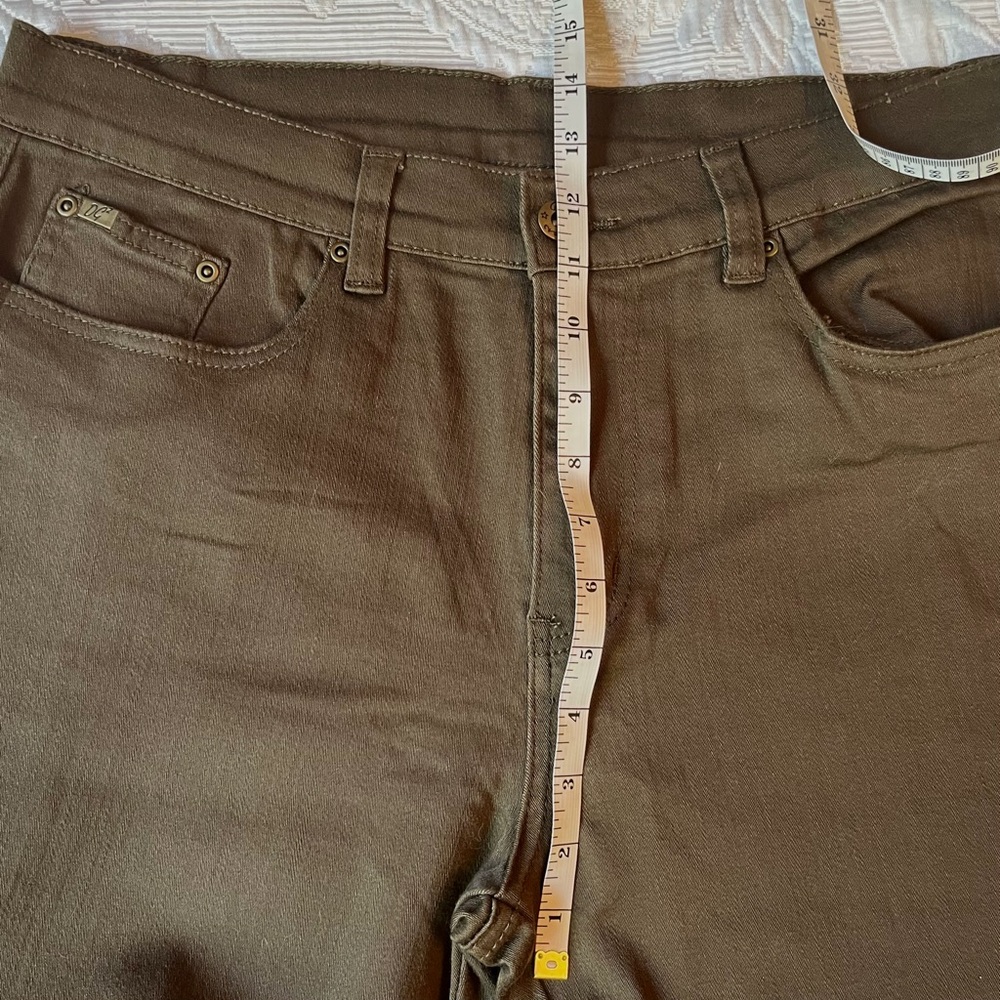 NWOT-DG2 Brown Bootcut Jeans-Size 12 by Diane Gilman - Picture 6 of 10